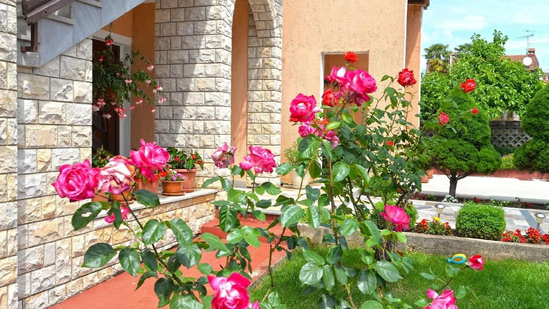 Apartment Ferienwohnung Fuer 2 Personen Ca 30 Qm In Novigrad, Istrien Istrische Riviera Karpinjan