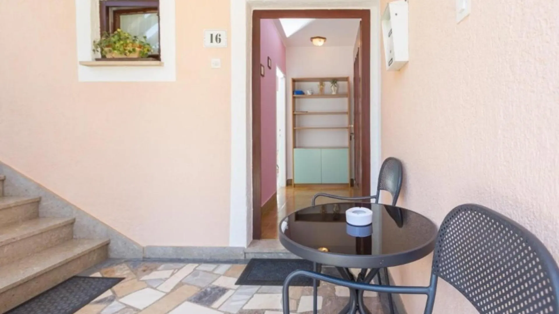 Ferienwohnung Fuer 2 Personen Ca 30 Qm In Novigrad, Istrien Istrische Riviera Karpinjan Croatia